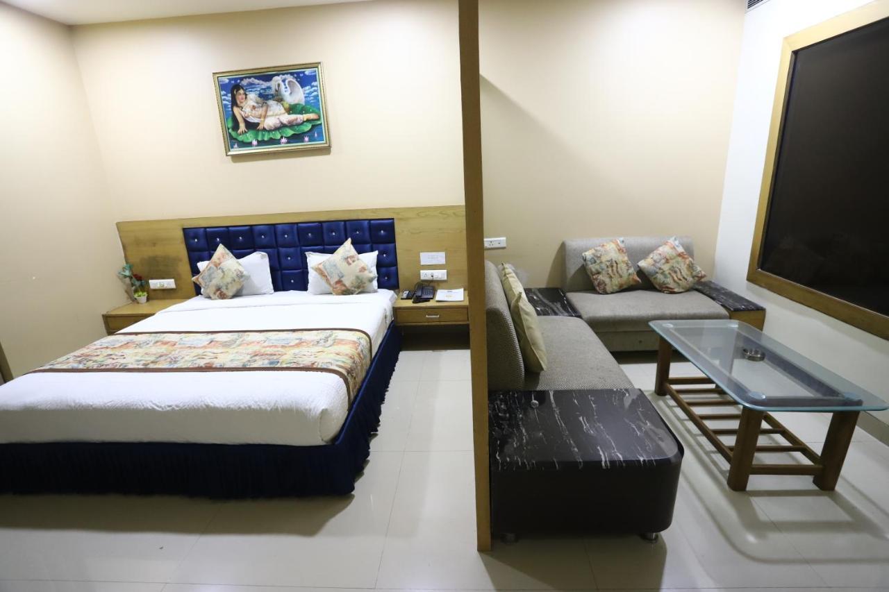 Hotel Blue Pearl Bhopal Exterior photo