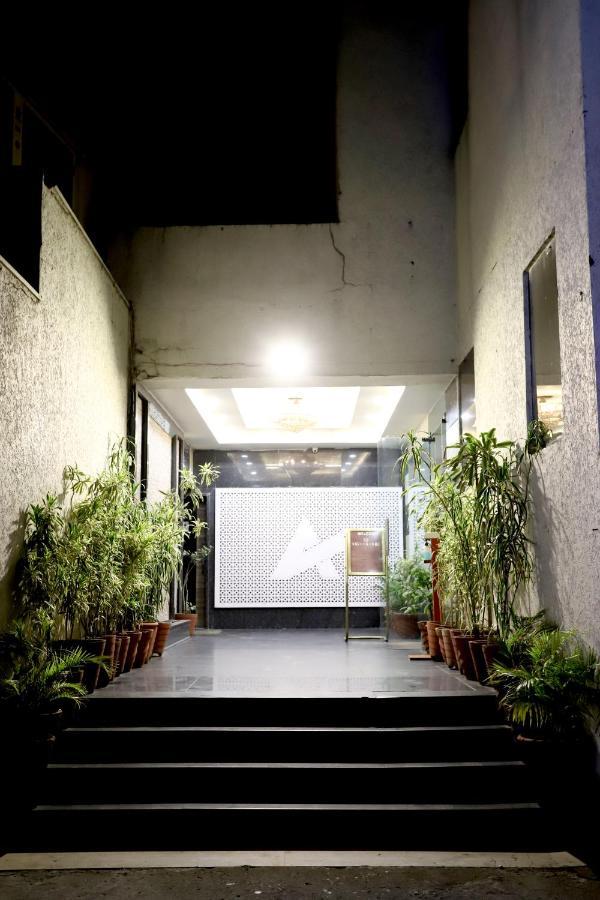 Hotel Blue Pearl Bhopal Exterior photo